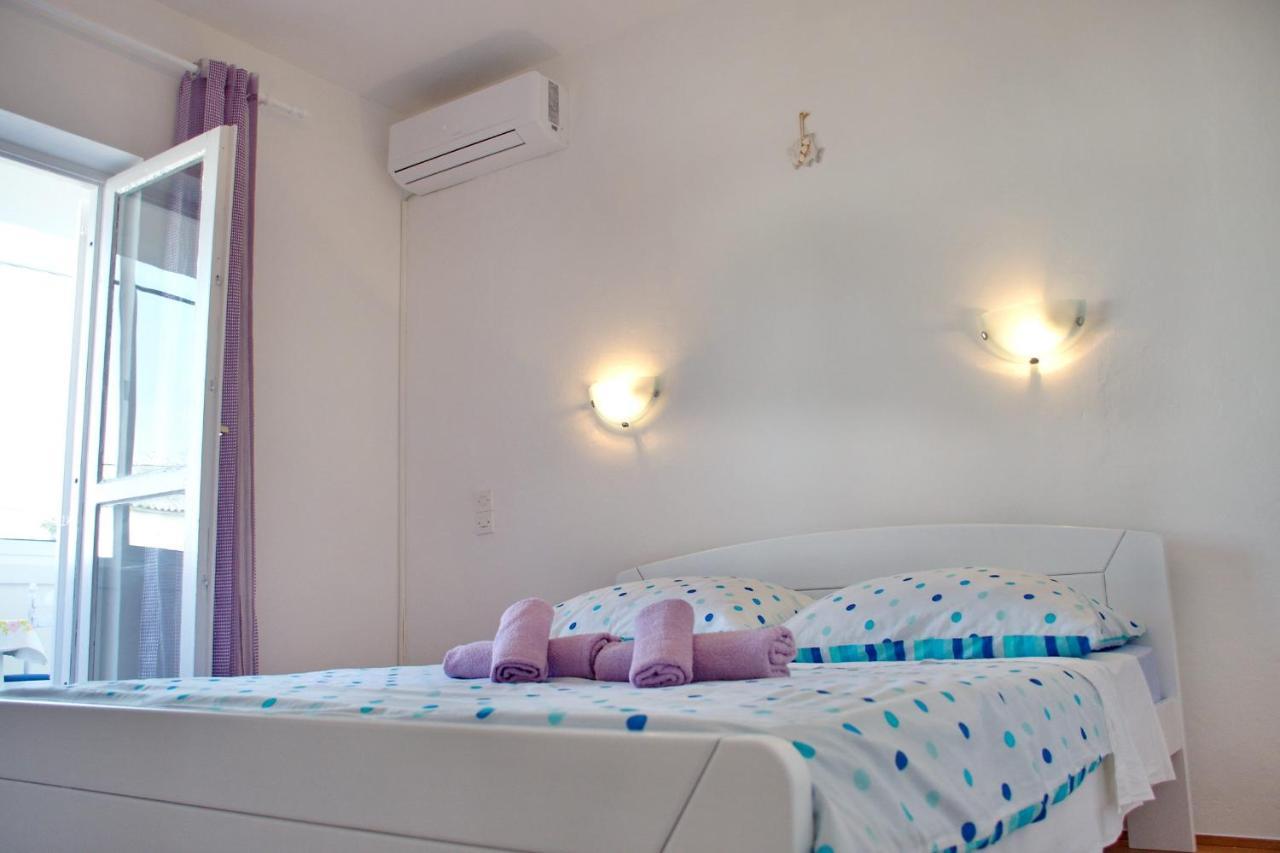 Apartments Mike Novalja Luaran gambar